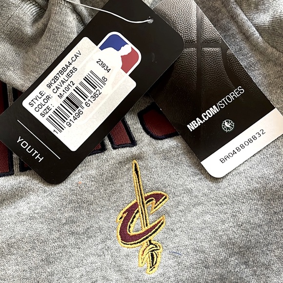 Cleveland Cavaliers Hoodie Jacket - Picture 6 of 9